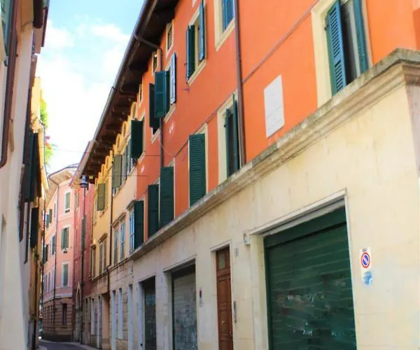 Fiore D'arancio Luxury Center