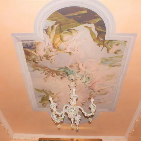 Fiore D'arancio Luxury Center