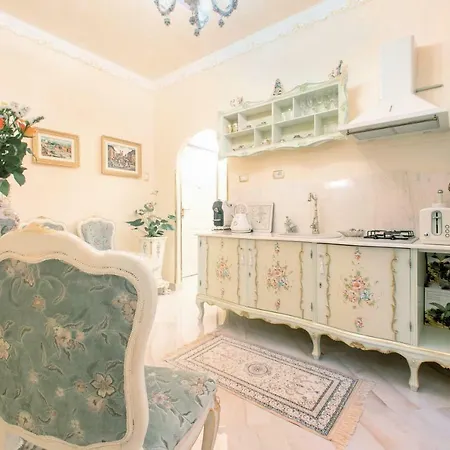 Fiore D'arancio Luxury Center